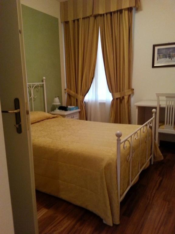 Hotel Ristorante Ruatta San Maurizio Pokoj fotografie